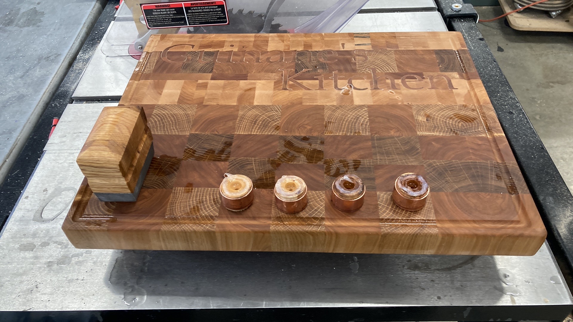 Plateau de cuisine personnalisé fabriqué par Usinart